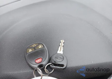 2017 Chevrolet Traverse 1Lt из США, поврежденный, VIN 1GNKRGKD3HJ195029